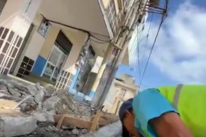 La regeneración urbana en el casco central de Manta avanza actualmente en la avenida 6.