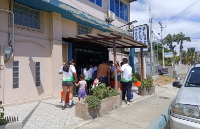 La temporada vacacional de la Sierra impulsa el turismo en Manta, especialmente en hostales y hoteles de Tarqui.