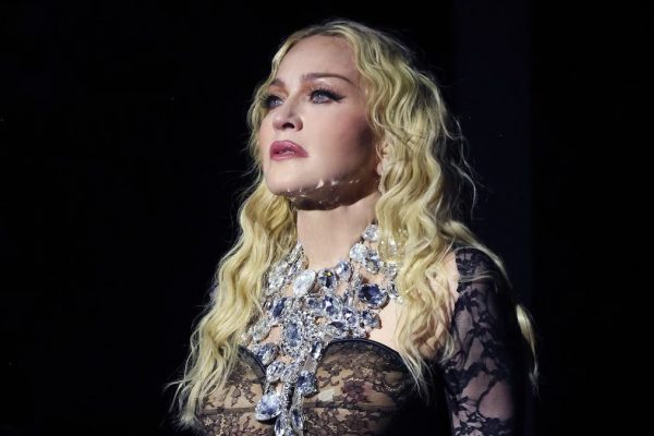 Madonna se reinventa: el emotivo homenaje a su madre con un cambio de look