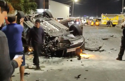 Autoridades investigan choque con cinco heridos en la vía Puerto Aeropuerto, en Manta