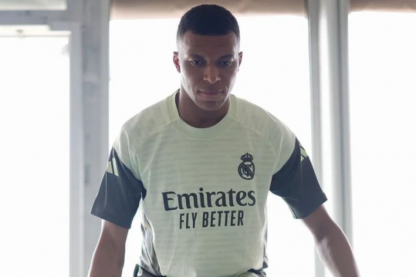 ¡Vuelve Mbappé! El francés entrena con el Madrid tras una semana de baja médica