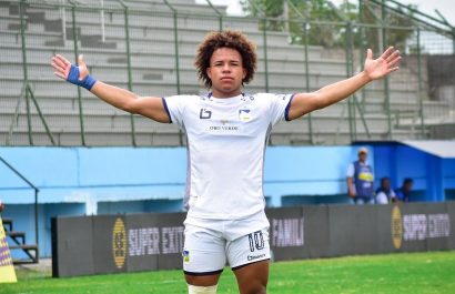 Erick Mendoza, ha marcado 6 goles esta temporada en Delfín SC.