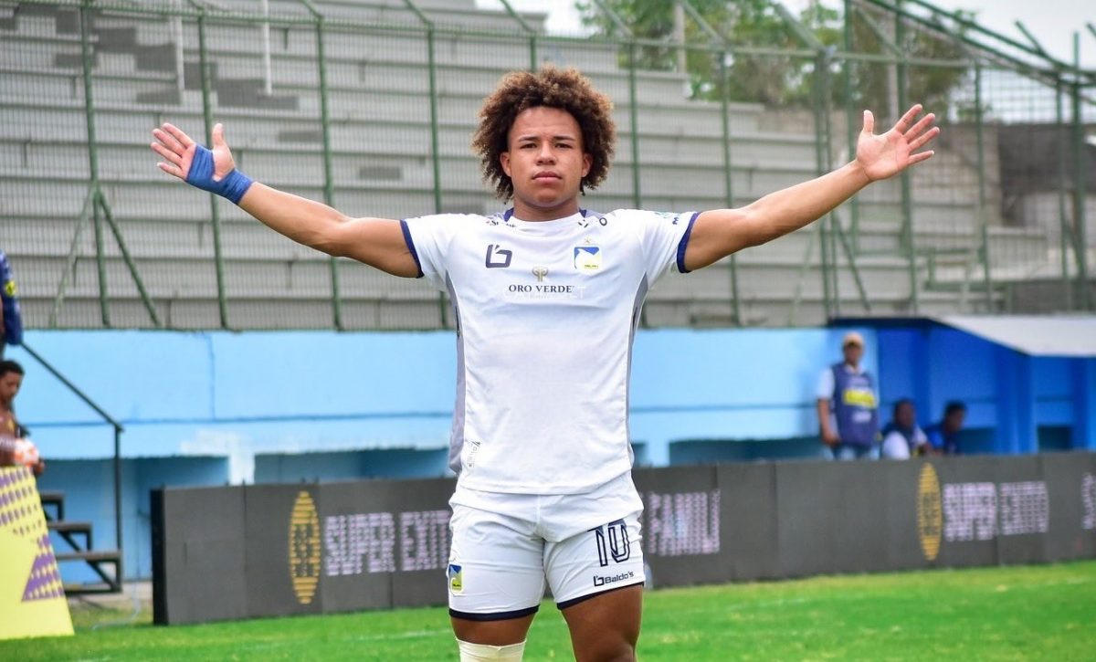 Erick Mendoza, ha marcado 6 goles esta temporada en Delfín SC.