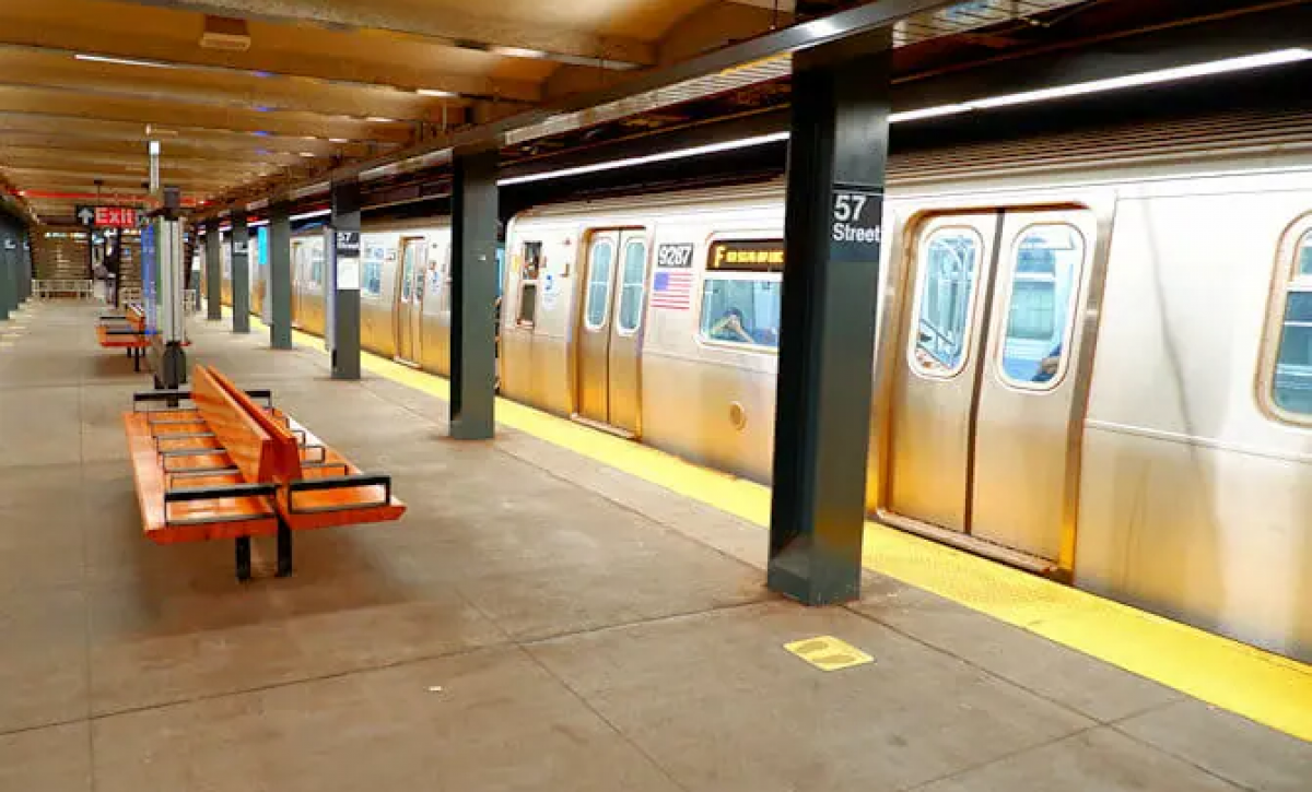 Tragedia en el metro de Nueva York: fallecen dos niñas al subirse al techo de un tren en movimiento