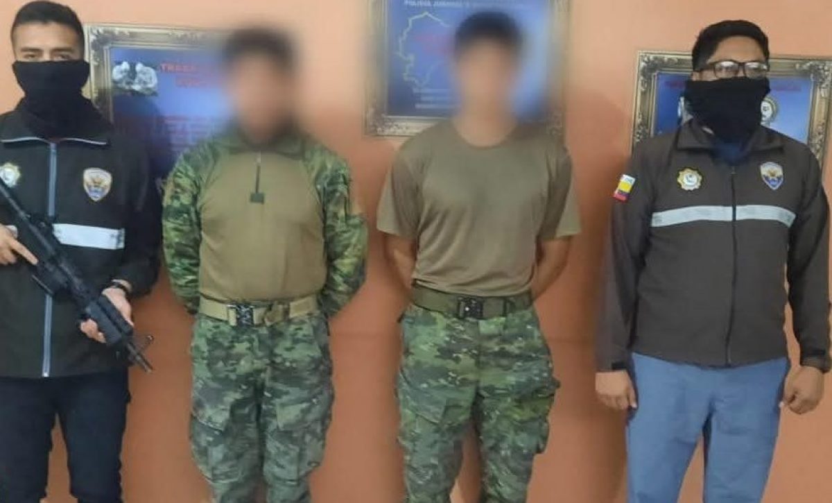 Aprehenden a dos militares en Portoviejo por ingreso de artículos prohibidos a El Rodeo