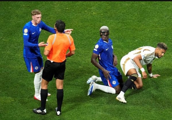 Moisés Caicedo jugó de titular con el Chelsea y fue sustituido a los 83 minutos.
