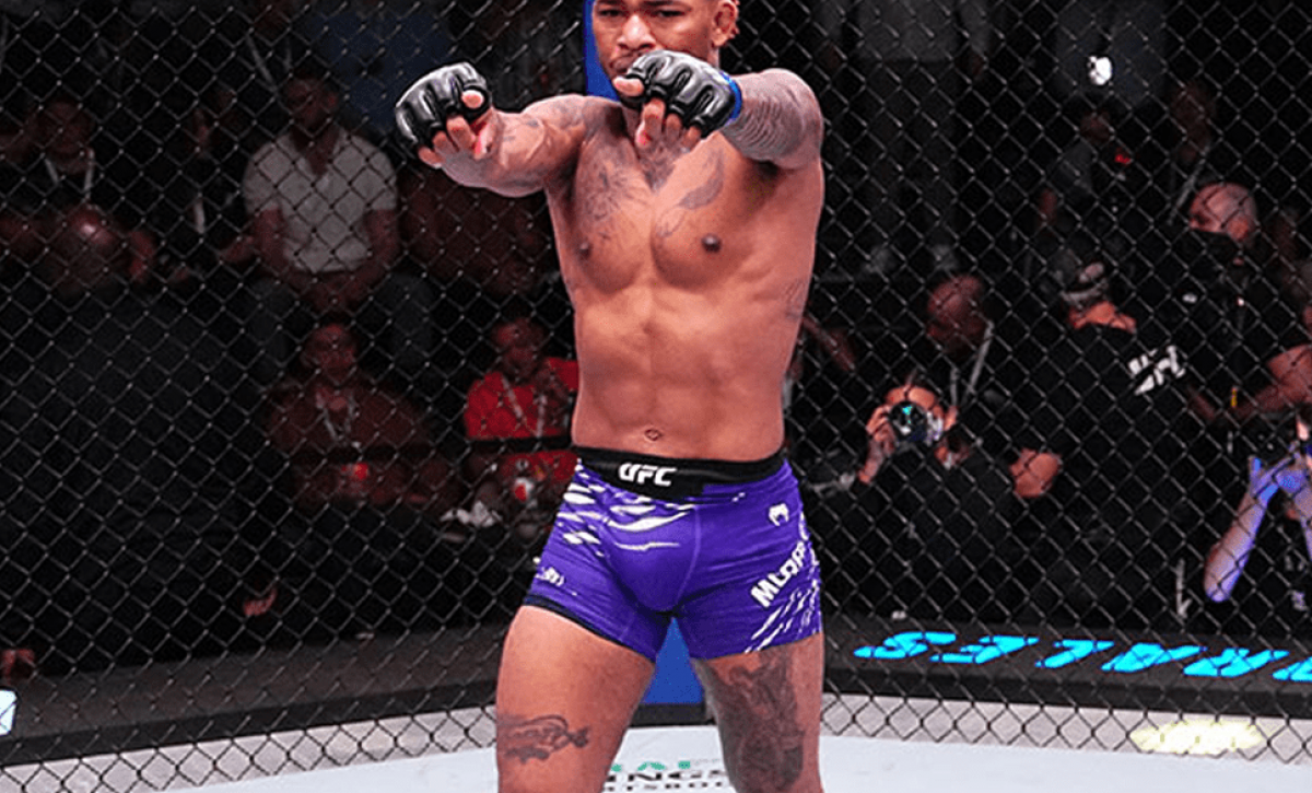 Michael Morales mantiene su invicto tras contundente victoria en UFC