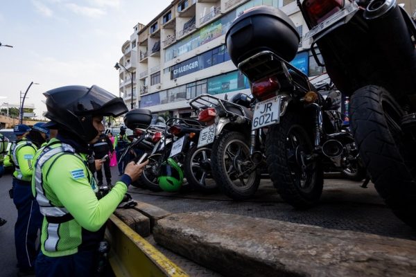 En 2023, la ATM reportó la retención de 1,200 vehículos en la Bahía por infracciones similares,