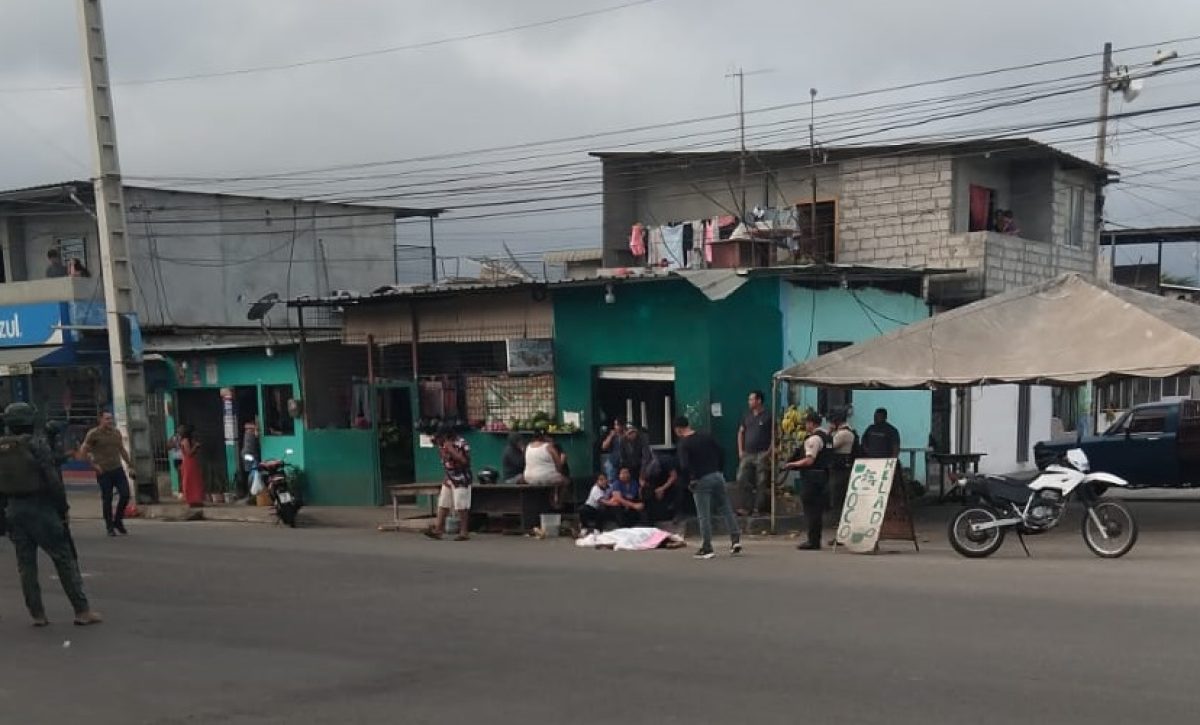 Nuevo hecho violento en la parroquia Eloy Alfaro de Manta: propietario de tienda fue asesinado a plena luz del día