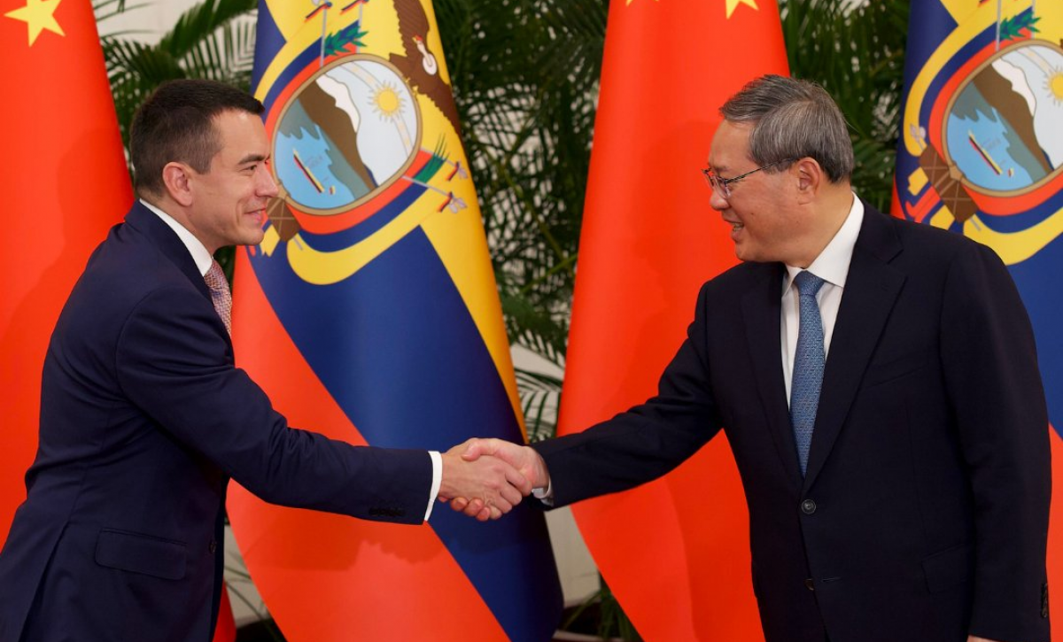 Noboa y Li Qiang estrechan lazos en Beijing con enfoque en obra pública y energía
