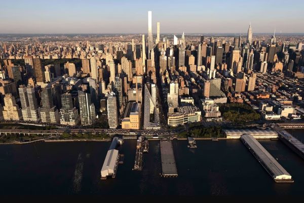 Nueva York se hunde cada año un poco más y crece el riesgo de inundación.