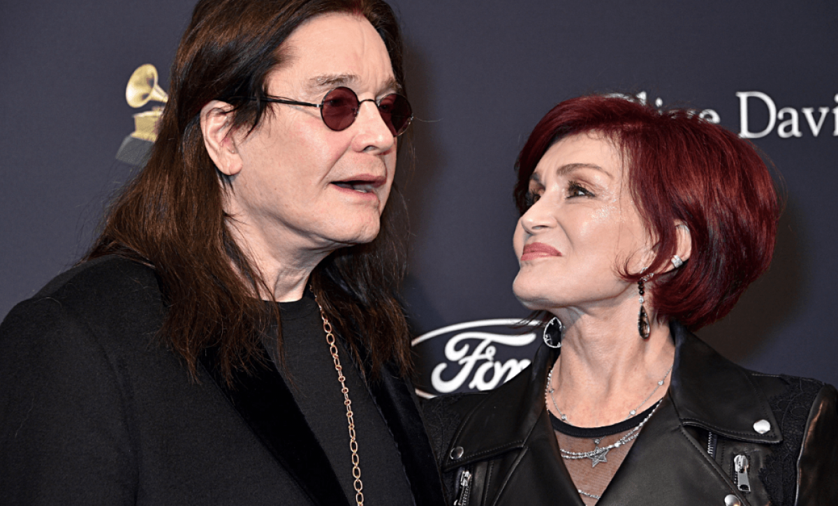 Entre excesos, escándalos y amor eterno: la historia de Ozzy Osbourne y Sharon que sobrevivió hasta el final