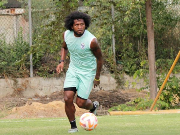 Christian Alemán, jugador del Manta FC.