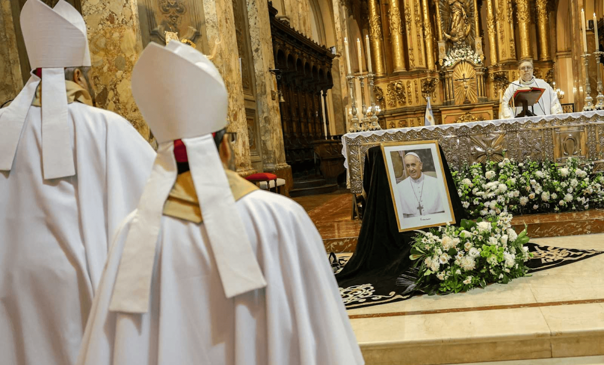 Buenos Aires despide al Papa Francisco con una emotiva ceremonia religiosa en la Catedral