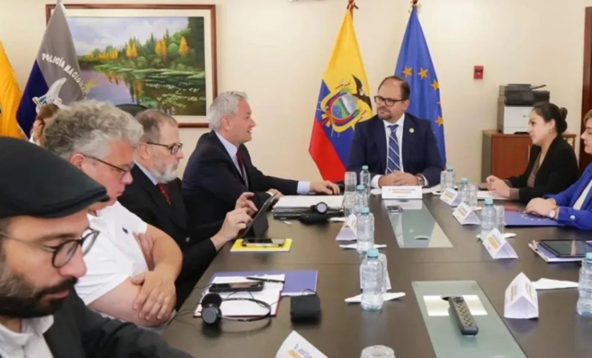 “Guerra contra el narcoterrorismo”: Ecuador busca apoyo europeo en plena emergencia nacional