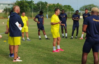 Patricio Urrutia, debutará como entrenador de Delfín SC.