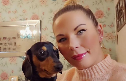 Jemma Hart murió por suicidio en Reino Unido y fue hallada semanas después junto a sus perros salchicha
