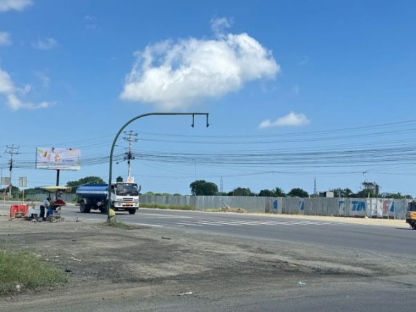Piden agilidad en reemplazo de semáforo en vía Manta-Colisa y Manta-Rocafuerte