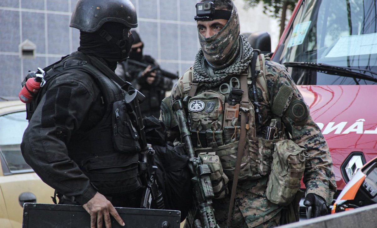 Proyecto de ley en Río contempla pagos extra a policías por incautaciones y muertes en operativos