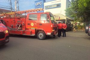 Explosión en cocina de Unidad de Policía Comunitaria deja a un agente herido