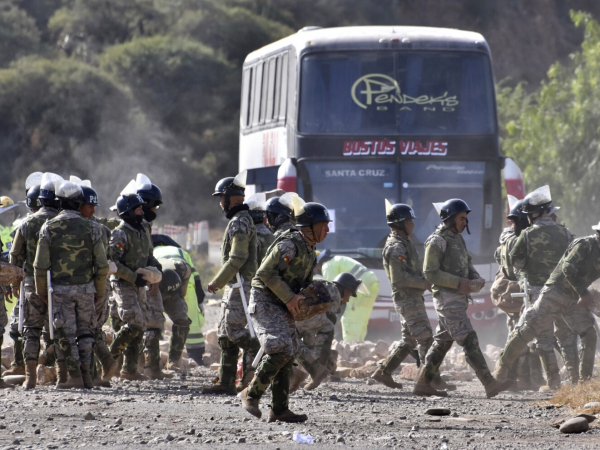 Protestas por Evo Morales en Bolivia: cuatro policías muertos y tensión creciente