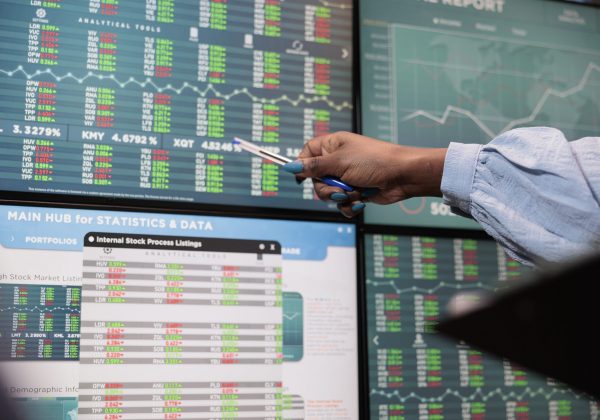 Pese a un informe negativo sobre la calidad de la deuda de EE.UU. hay estabilidad en los mercados