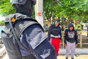 Dos hombres detenidos con un cargamento de cocaína.