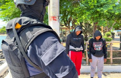 Dos hombres detenidos con un cargamento de cocaína.