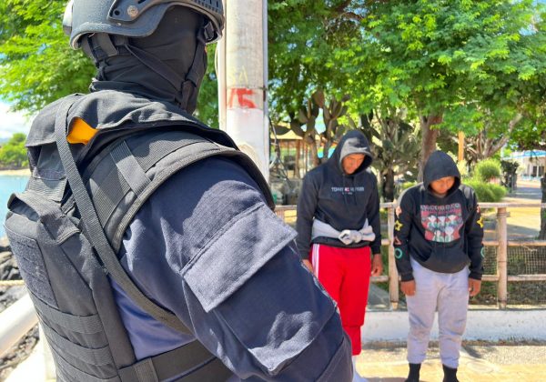 Dos hombres detenidos con un cargamento de cocaína.