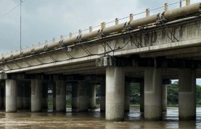 Puente Vicente Rocafuerte amenaza con colapsar.