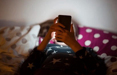 Nueva Zelanda propone prohibir redes sociales a menores de 16 años