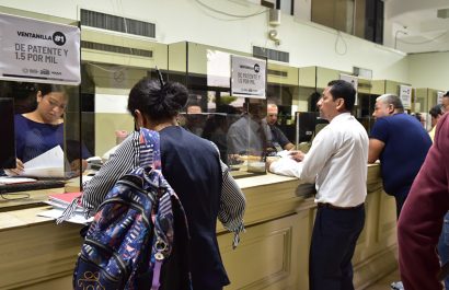 La alta demanda llevó a la Alcaldía de Guayaquil a habilitar una jornada extraordinaria el sábado para el alivio financiero.