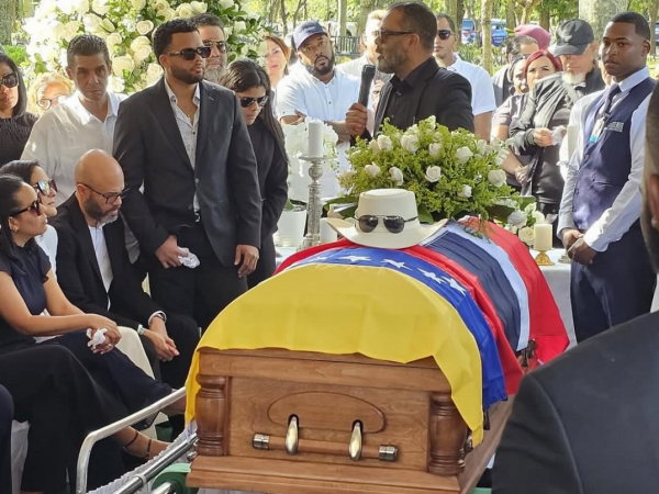 República Dominicana despide a Rubby Pérez