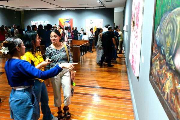 El Salón de Julio, fundado en 1959, ha forjado una trayectoria como plataforma clave para la pintura ecuatoriana.