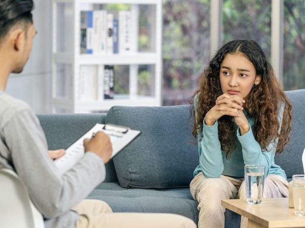 ¿Están exagerando los trastornos mentales en jóvenes? ¡Expertos lo revelan!