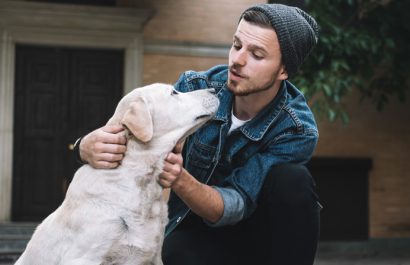 “Es un error hablarle a tu perro como si fuera un bebé”, advierte adiestrador canino