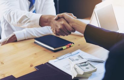 La consolidación de deudas puede reducir costos y organizar pagos.