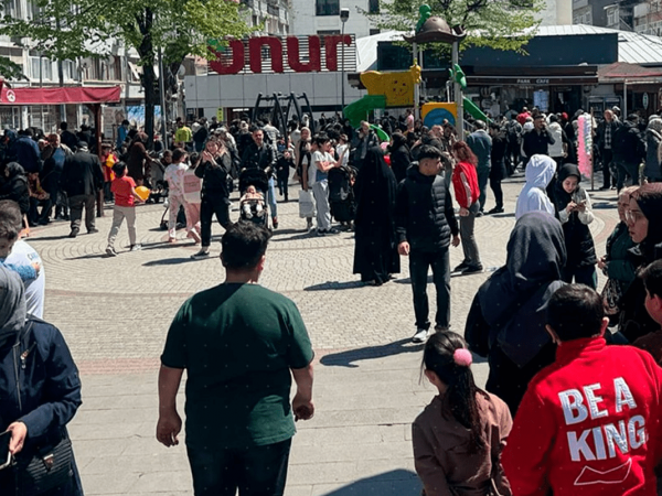 Sismo en Turquía: Estambul tiembla con más de 50 réplicas y decenas de heridos