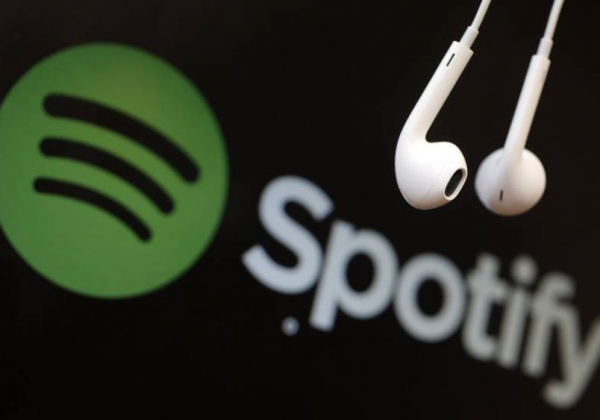 ¿Tienes Spotify gratis? Ahora podrás elegir cualquier canción sin pagar