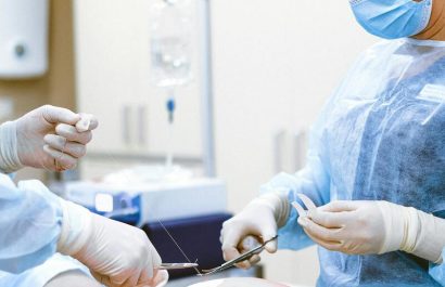 también persiste la crisis en hospitales públicos de Ecuador por déficit de médicos