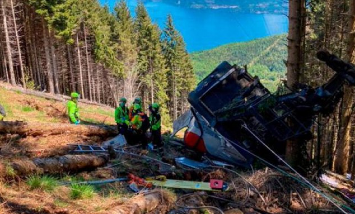 Italia investiga fatal accidente de teleférico que dejó al menos cuatro muertos