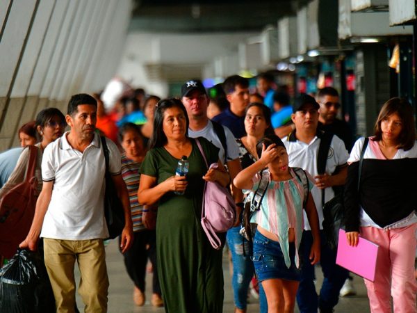 Terminales  de Guayaquil recibieron  a 267.444 viajeros en los días del feriado.