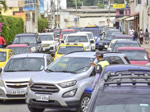 Tráfico en Portoviejo: Las avenidas más congestionadas este 20 de mayo