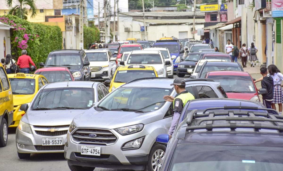 Tráfico en Portoviejo: Las avenidas más congestionadas este 20 de mayo