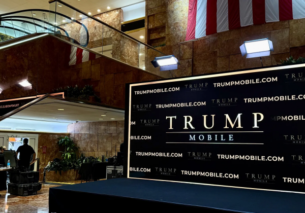 Trump quiere entrar a la telefonía: registra las marcas ‘Trump’ y ‘T1’