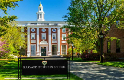 Harvard se enfrenta a Trump: demanda por expulsión de estudiantes extranjeros