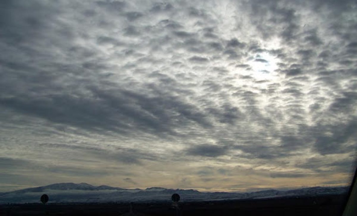 Ecuador afrontará un sábado con cielos nublados y lluvias dispersas