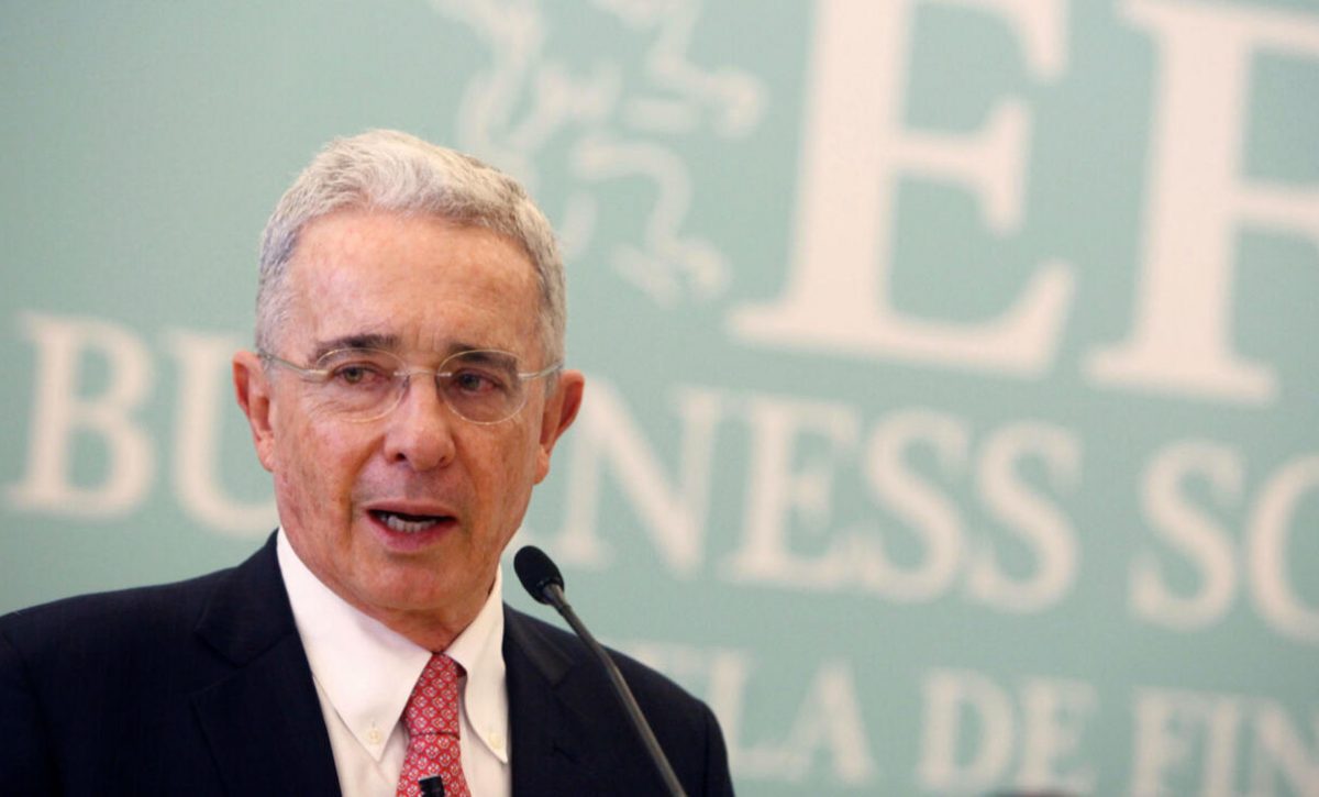 Abogados de Álvaro Uribe piden su libertad inmediata tras condena por soborno y fraude procesal
