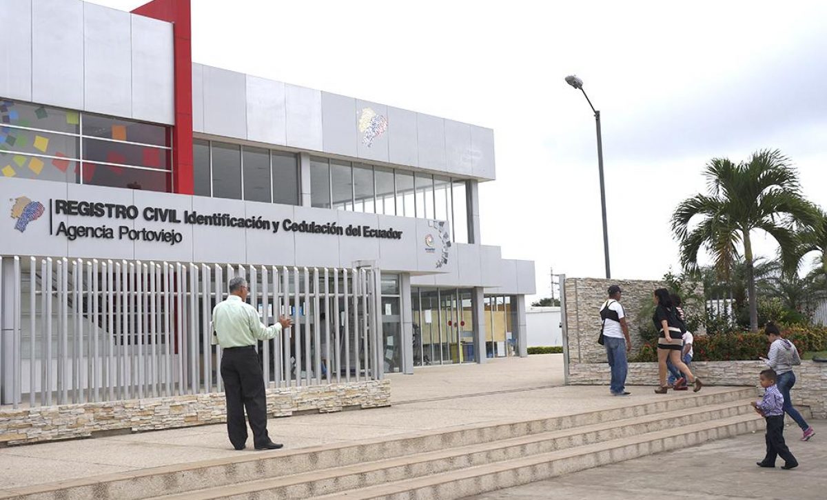 Usuarios esperan hasta ocho días por un turno para sacar la cédula
