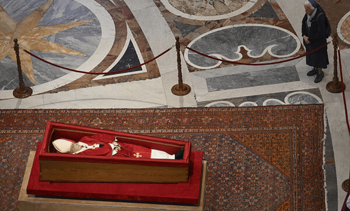 Ceremonias litúrgicas en el Vaticano tras el fallecimiento del Papa Francisco